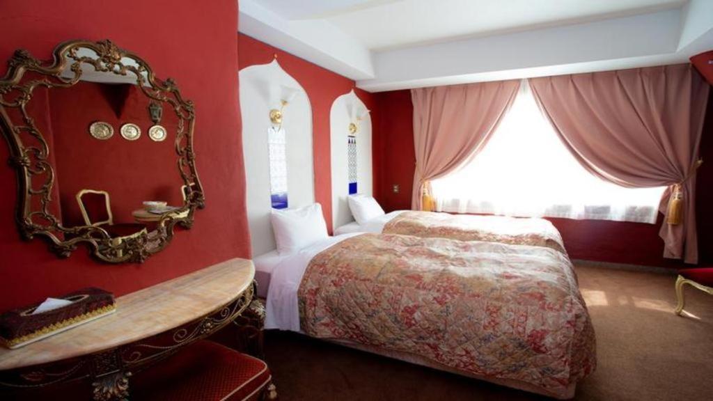 Arabian Art Hotel & Gallery อนจูกุ ภายนอก รูปภาพ