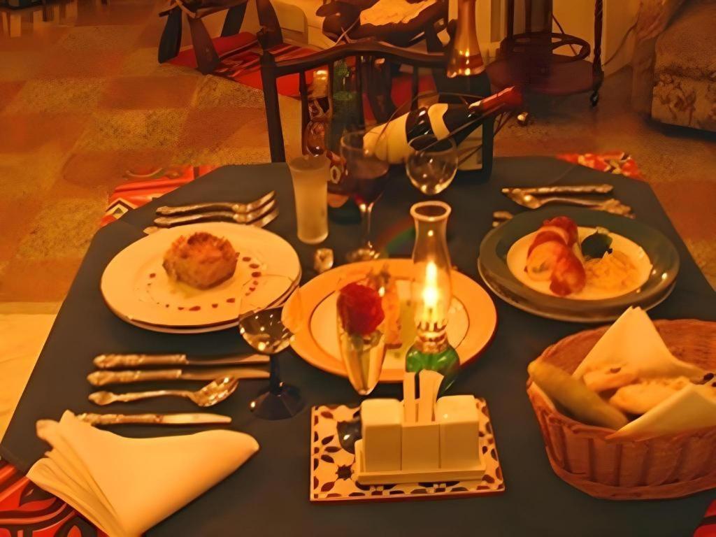 Arabian Art Hotel & Gallery อนจูกุ ภายนอก รูปภาพ